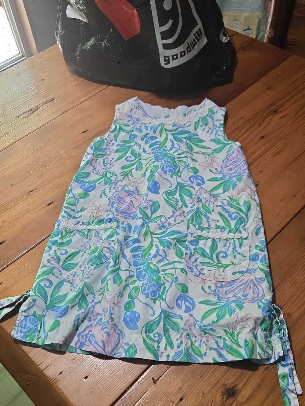 Lilly Pulitzer Sleeveless Floral Shift Dress - White, Blue & Green Sz 8